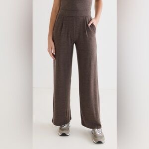 Leset Women's Lauren Pleated Pocket Pant Small Browm